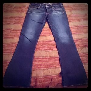 American Eagle skinny kick jeans